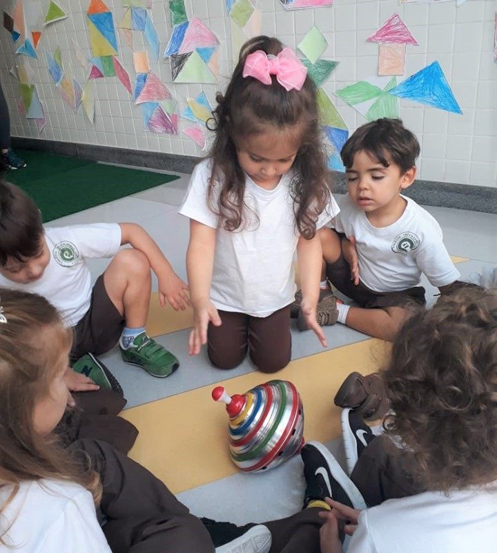 Escola Infantil Roda Pião